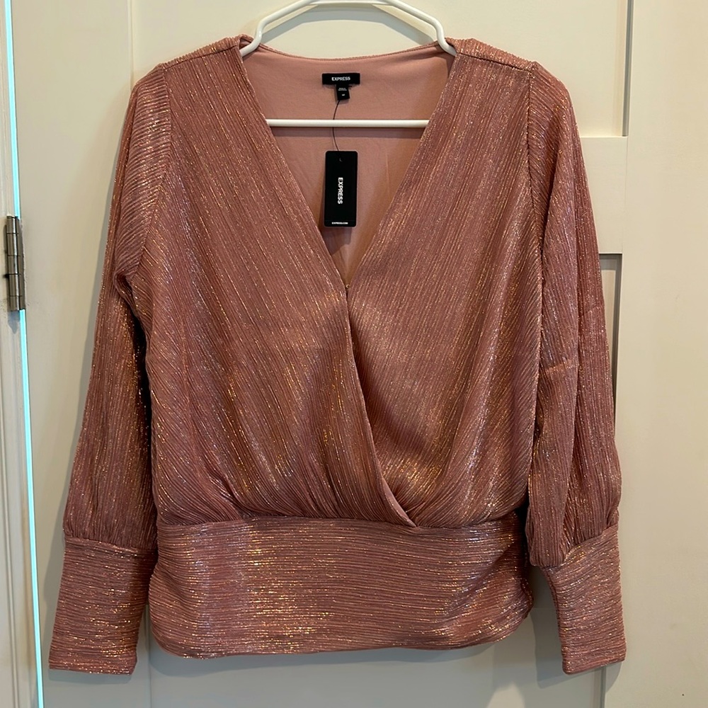 Women’s Express Medium NWT